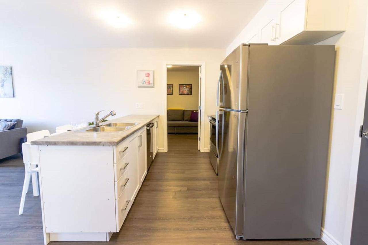 Newly Renovated Modern Condo Near Hospital, Unb Patio & Parking Coffee Saint John Buitenkant foto