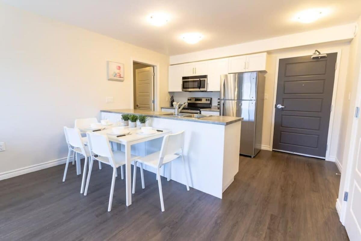Newly Renovated Modern Condo Near Hospital, Unb Patio & Parking Coffee Saint John Buitenkant foto