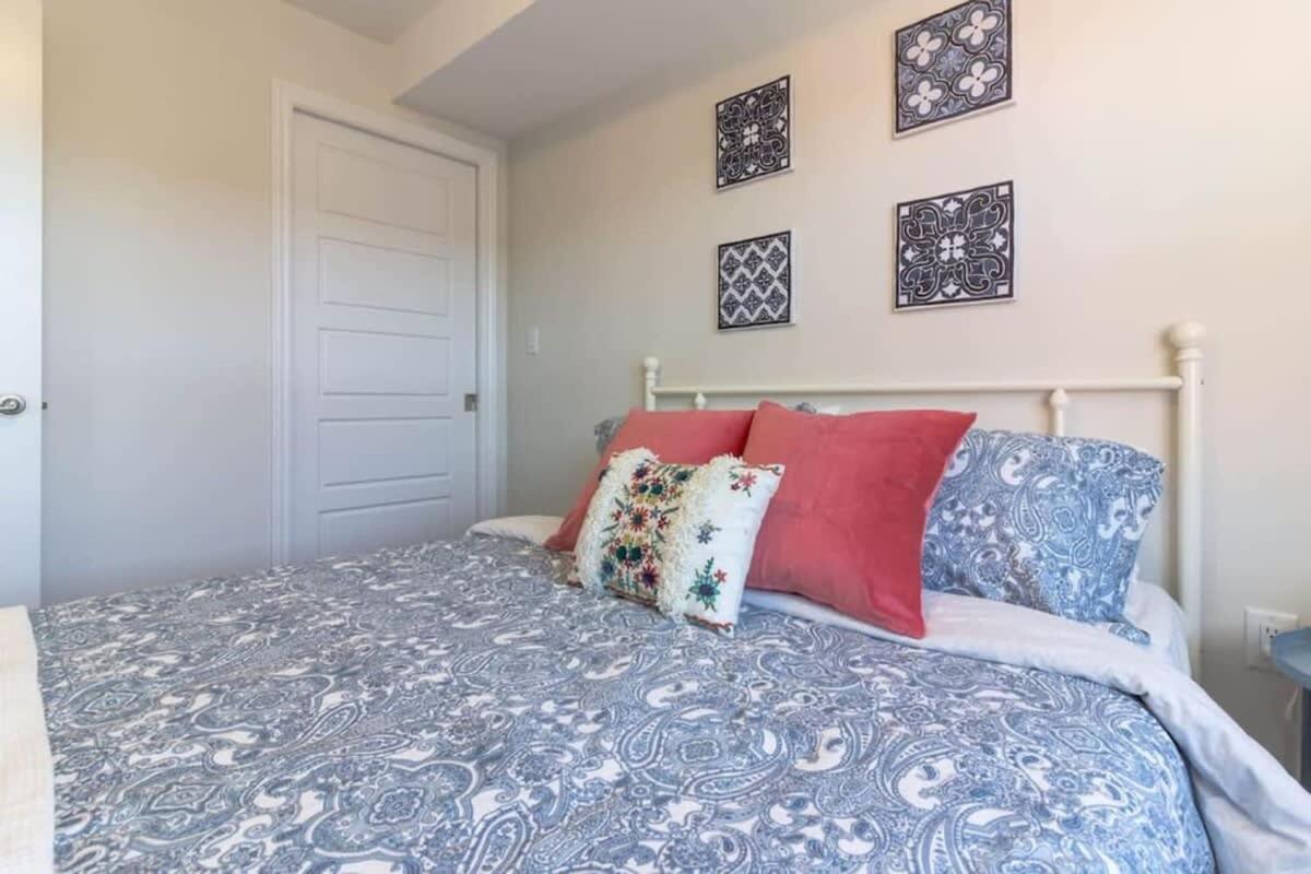 Newly Renovated Modern Condo Near Hospital, Unb Patio & Parking Coffee Saint John Buitenkant foto